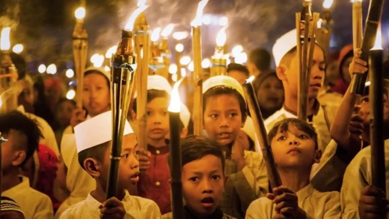 Idul Fitri bukti I’jaz Tsaqafiy al-Qur’an, Tradisi Islam yang Berbeda dan yang Berubah