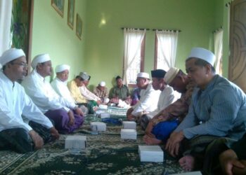 KH. Mujtaba Bukhari: Kiai yang Mengajar Tanpa Sekat dan Menjemput Wafat dengan Kesadaran